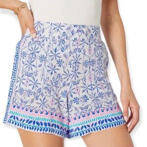 Lilly Pulitzer Women's Neilah Woven Pull On Shorts size M Floral Beach Coastal